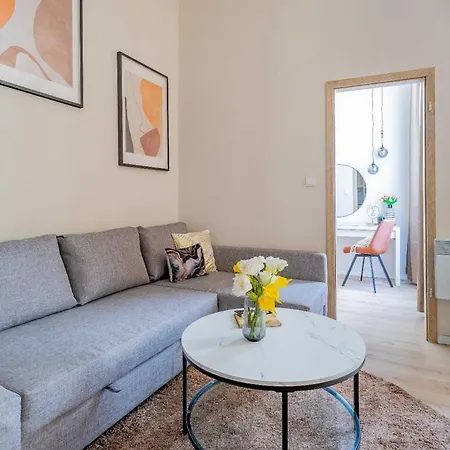 1br - Chill With Ac - Quiet Near Ruin Bars