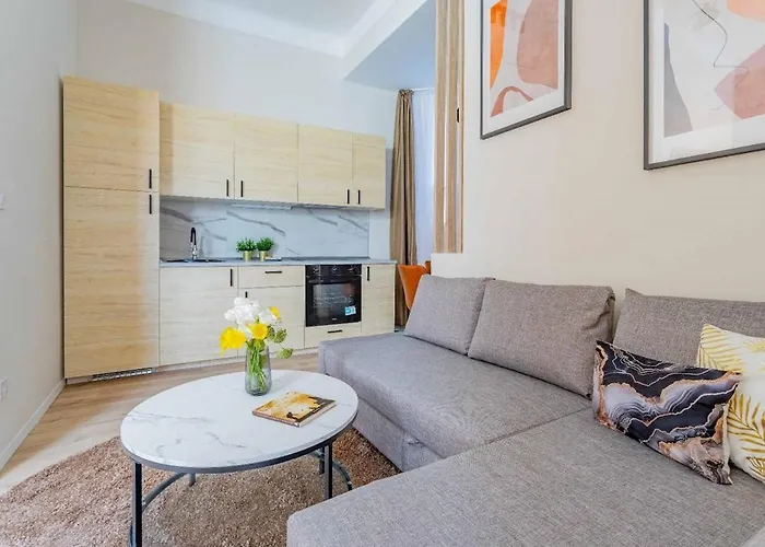 Appartement 1br - Chill With Ac - Quiet Near Ruin Bars Boedapest