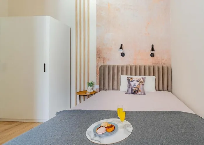 1br - Chill With Ac - Quiet Near Ruin Bars Apartmán *